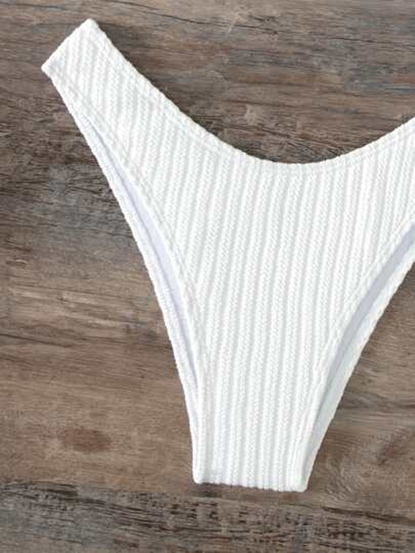 Plain Ring Linked Bikini Swimsuit